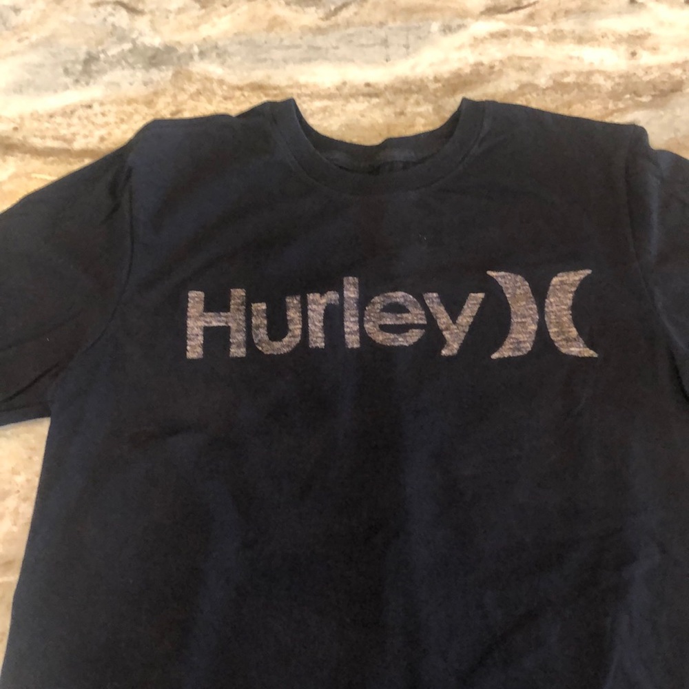 Hurley T-shirt!